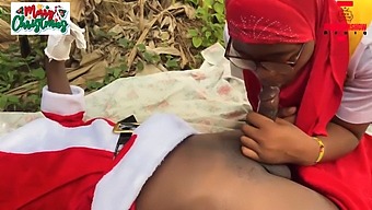 Nigerian Farm Couple'S Christmas Romance Captured In Explicit Video. Join Red'S Subscription