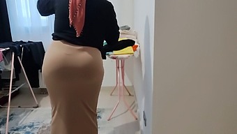 Stepmom'S Voluptuous Rear End Is An Object Of Desire