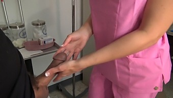 Amateur Nurse Gives Oral Pleasure To Patient