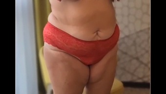 Solo Fingering And Anal Play With Voluptuous Wife