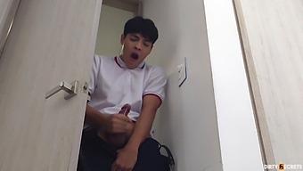 Amateur Stepson Caught Masturbating In Stepmother'S Bed During Earthquake Scare